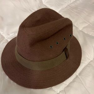 Rare LL Bean vintage Outback hat. Like new!